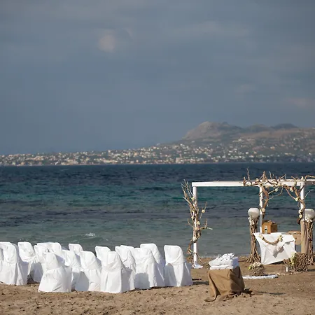Oasis Hotel 3*